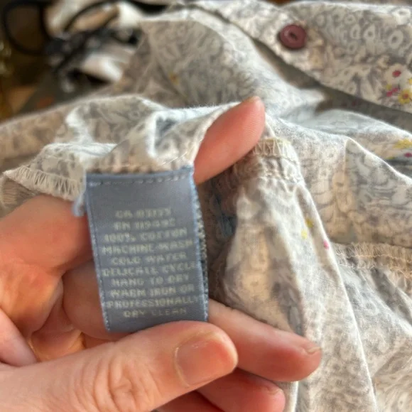 April Cornell button down shirt size medium - Picture 6 of 6